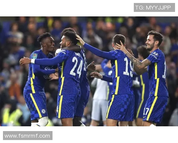 慈善拳击赛精彩上演切尔西传奇乔迪莫里斯战胜热刺名宿本特利 慈善拳击赛精彩上演切尔西传奇乔迪莫里斯战胜热刺名宿本特利