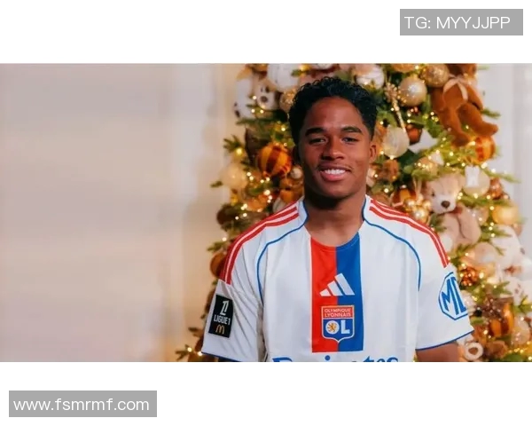 恩德里克本赛季仍未出场国际比赛间歇携妻子畅游摩洛哥度假