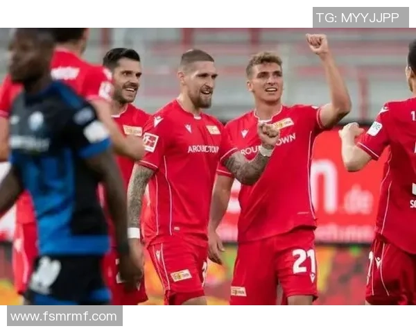 德乙杜塞尔多夫瞄准多特21岁中锋保利纳渴望为库拉索征战世界杯 德乙杜塞尔多夫瞄准多特21岁中锋保利纳渴望为库拉索征战世界杯