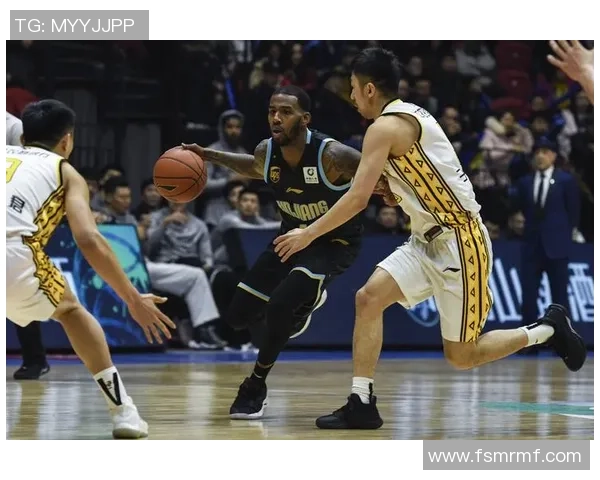 新疆广汇篮球俱乐部举行赛季总结暨新赛季动员大会展望未来发展新篇章