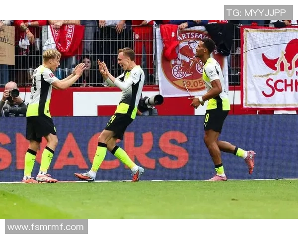 药厂与多特首发对决希克与吉拉西斗法蒂尔曼与布兰特同场竞技 药厂与多特首发对决希克与吉拉西斗法蒂尔曼与布兰特同场竞技