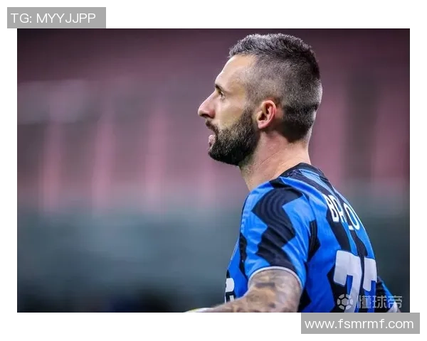 赫迪拉盛赞维蒂尼亚自信表现称其为巴黎中场的节拍器