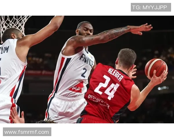 法国队首发11人均来自国外联赛上次出现此情况是2019年9月 法国队首发11人均来自国外联赛上次出现此情况是2019年9月